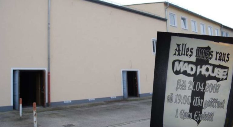 59b514757c03f4e14c006ca63de02928_XL